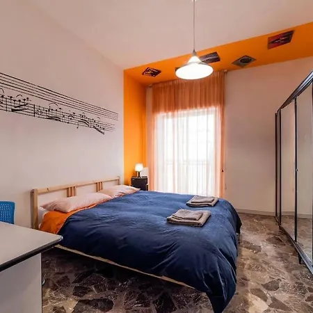 Arts House * בארי